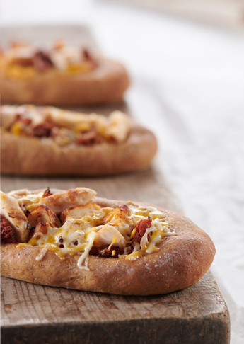 Rugsnack med kylling og ost